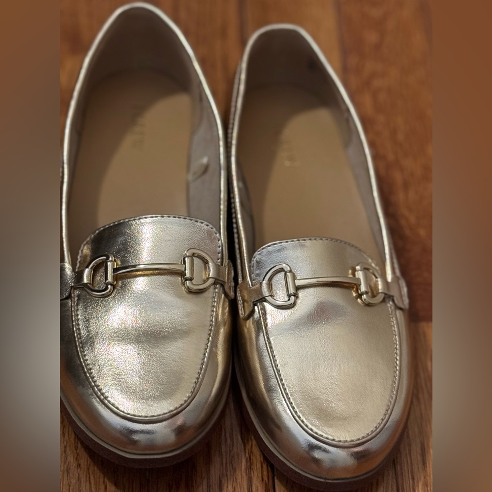 Gold Metallic Loafers (girls)